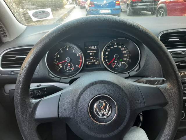 Tirane, shes makine Volkswagen GOLF 6 Viti 2013, 8500 Euro