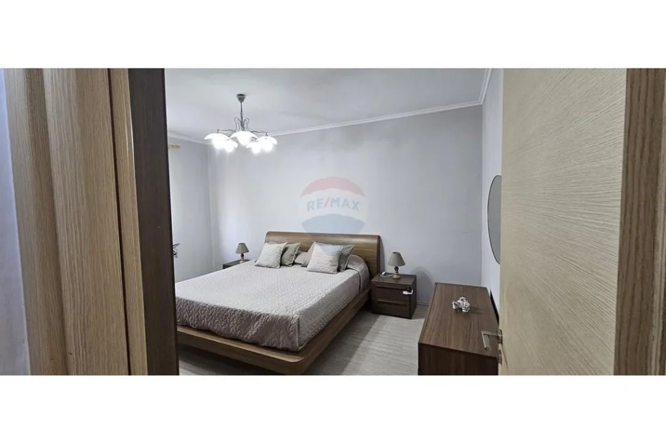 Tirane, jepet me qera apartament 2+1 Kati 2, 73 m² 550 € (Pallati me Shigjeta)