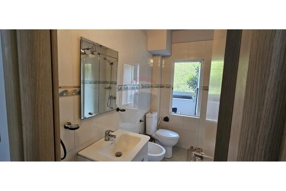 Tirane, jepet me qera apartament 2+1 Kati 2, 73 m² 550 € (Pallati me Shigjeta)