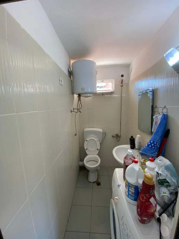 Tirane, jepet me qera apartament 2+1+Ballkon Kati 3, 94 m² 500 € (Kodra e Diellit)