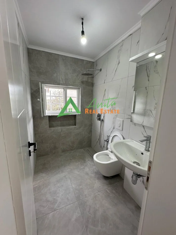 Tirane, shitet apartament 1+1 Kati 2, 57 m² 75.000 € (Allias)