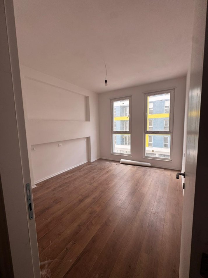 Tirane, shes apartament 1+1+Ballkon Kati 2, 60 m² 85.000 € (Univers City)