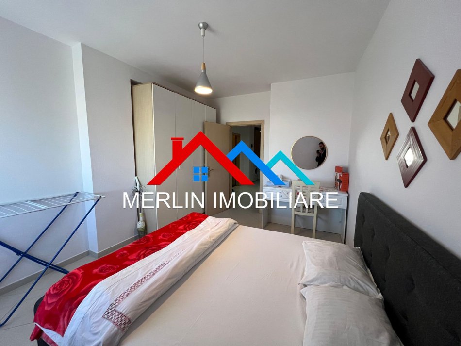 Tirane, jepet me qera apartament 1+1+Ballkon Kati 8, 70 m² 520 € (BULEVARDI MIGJENI,ASTIR)