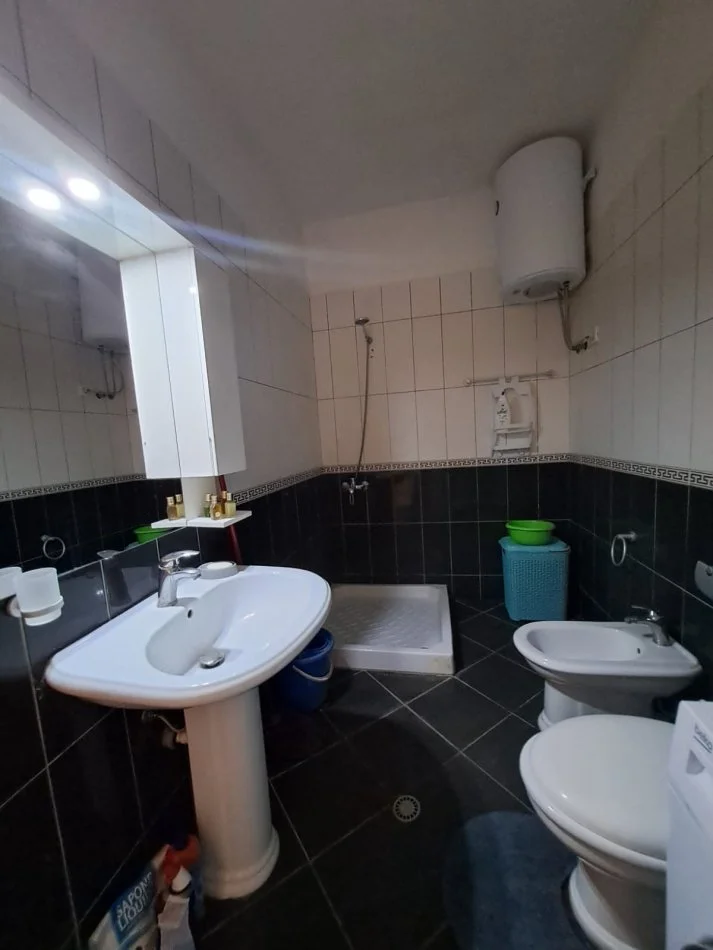 jepet me qera apartament 2+1+Ballkon Kati 4, 90 m² 650 € (Fondacioni eleonor)