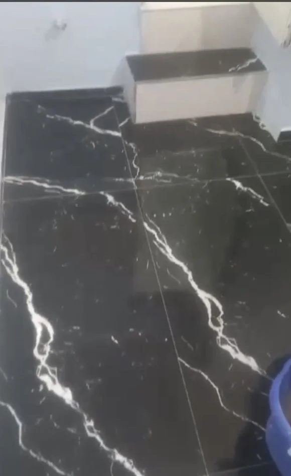 Tirane, shitet garsonier 1+1 Kati 1, 38 m² 46.500 € (Bedri karapici)