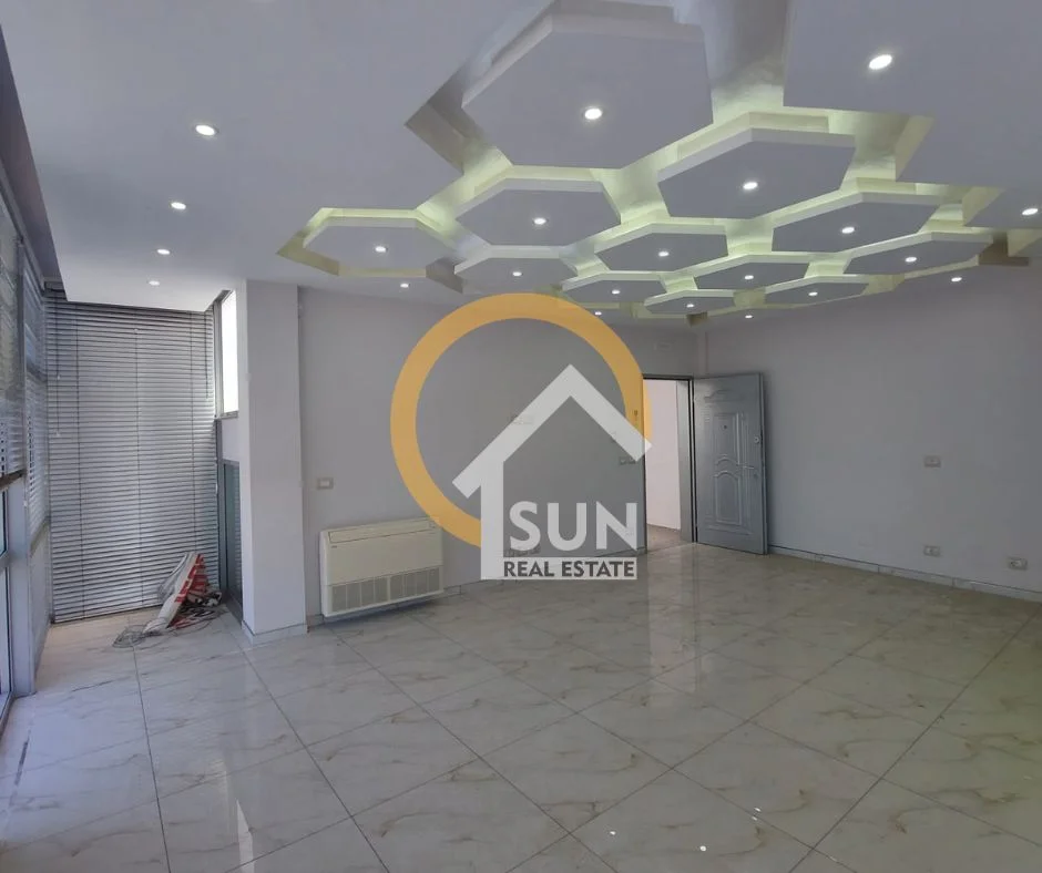 Shkoder, jepet me qera ambjent biznesi Kati 0, 360 m² 1.000 € (RUS, SHKODER)