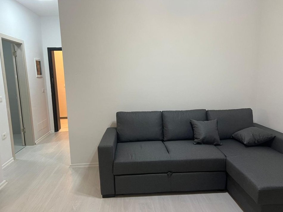 Tirane, jepet me qera apartament 1+1 Kati 2, 70 m² 600 € (Astir , River Residence)