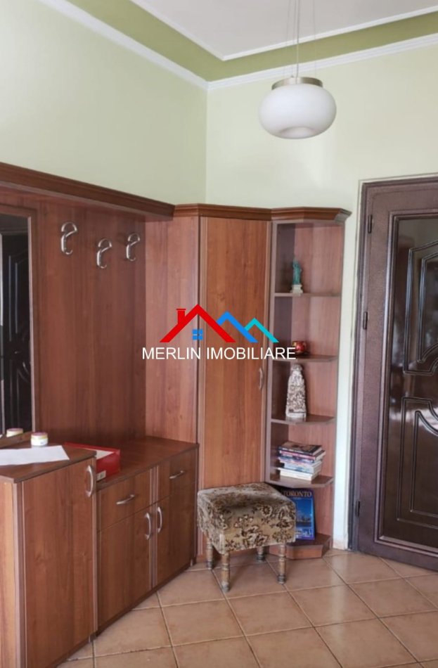 Tirane, jepet me qera apartament 2+1+Ballkon Kati 6, 105 m² 650 € (KOMUNA E PARISIT)