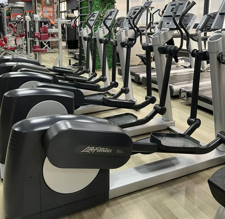 Tirane,SHITET BIZNESI PALESTER OSE VETEM PAJISJET PANATTA NE GJENDJE PUNE TE MIRA.