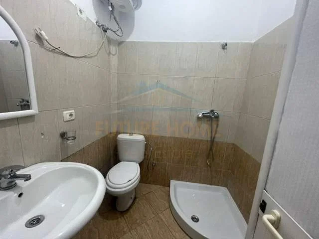 Tirane, jap me qera apartament 2+1+BLK Kati 2, 70 m² 350 Euro (komuna parisit)