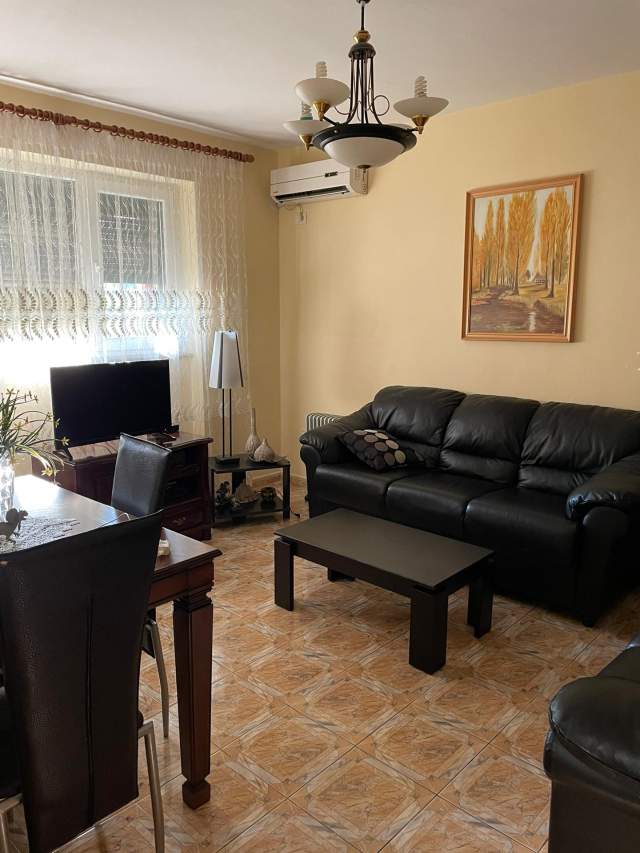 Tirane, jepet me qera apartament 2+1+BLK Kati 2, 90 m² 500 Euro (21 Dhjetori)