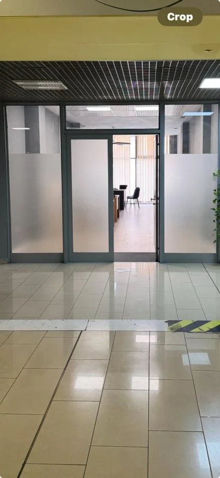 Tirane, jepet me qera apartament Kati 1, 60 m² 800 € (rruga e kavajes)