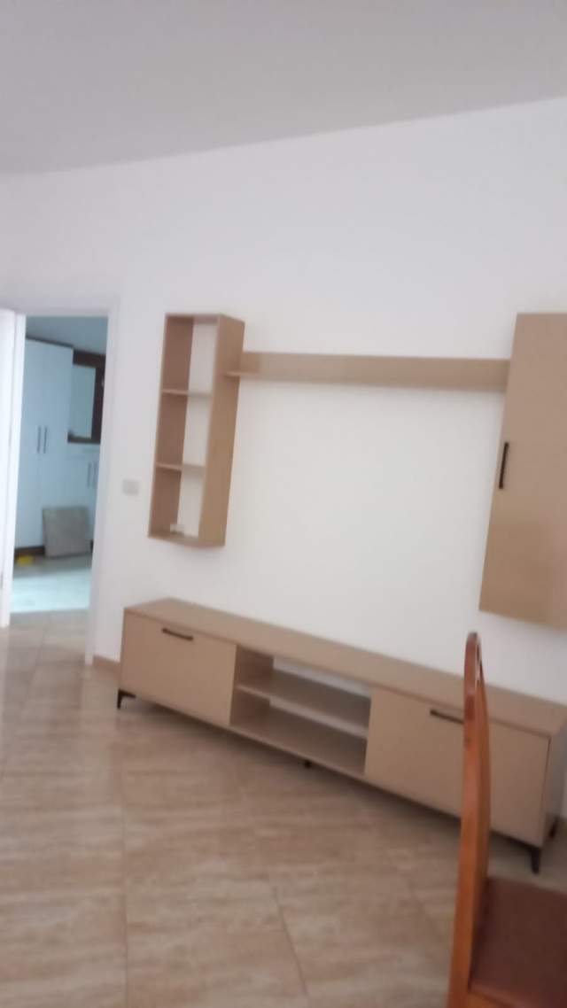Tirane, jepet me qera apartament 2+1+A+BLK Kati 2, 100 m² 400 Euro (Astir)