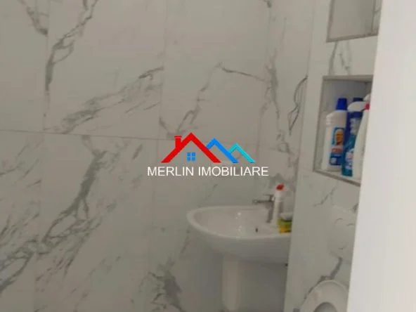 Tirane, jepet me qera apartament 1+1+Ballkon Kati 9, 77 m² 517 € (RRUGA FERIT XHAJKO,ISH-UZINA DINAMO)