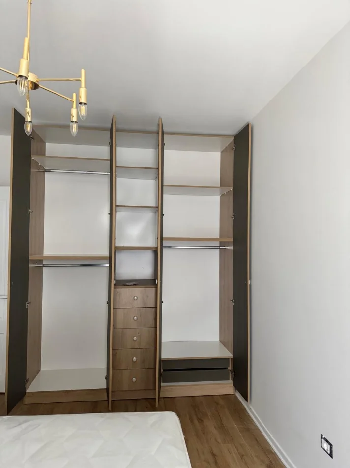 Tirane, jepet me qera 1+1 , 