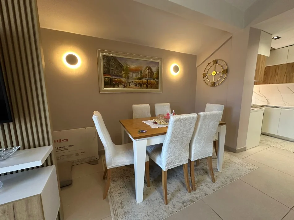 Tirane, jepet me qera apartament 2+1+Aneks+Ballkon Kati 3, 120 m² 750 € (Xhanfize Keko)