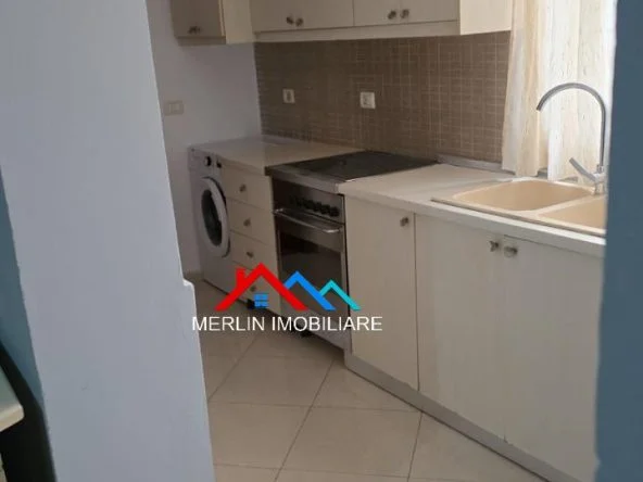 Tirane, jepet me qera apartament 1+1 Kati 1, 65 m² 450 € (RRUGA LEANDRO ZOTO,OXHAKU PORCELAN)