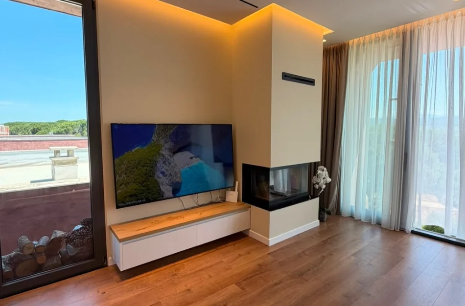 Durres, shitet apartament 2+1+Aneks+Ballkon Kati 5, 137 m² 450.000 € (durres)