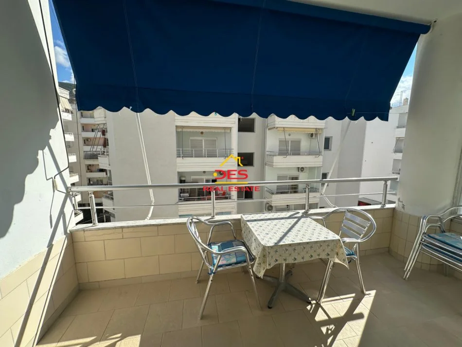 Shqiperi, jepet me qera apartament 1+1+Ballkon Kati 5, 70 m² 250 € (Rruga Murat Tërbaçi)