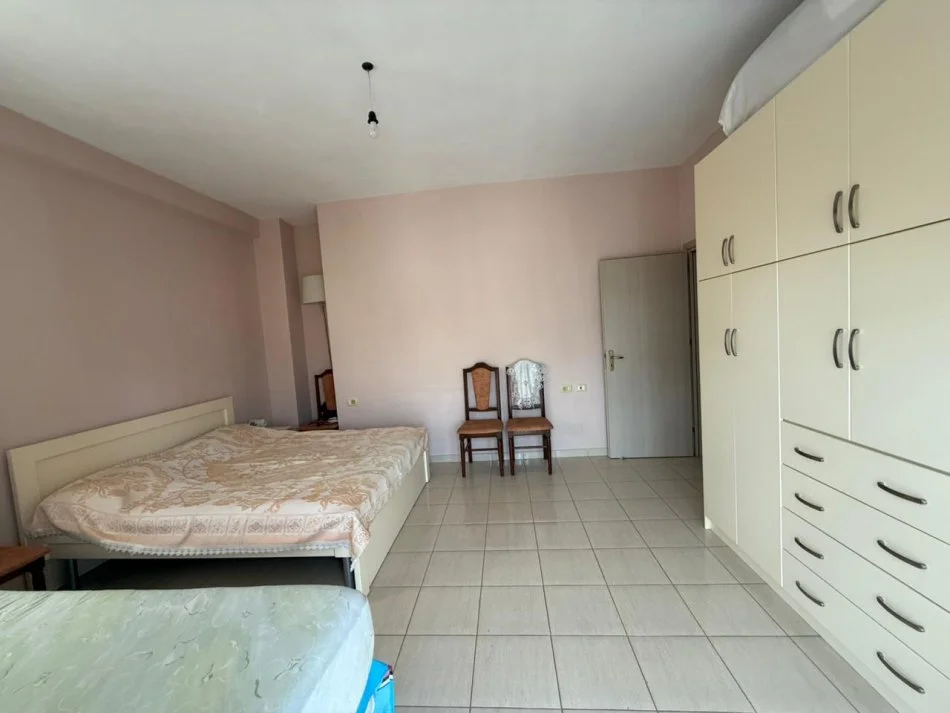 Sarande, shitet apartament 1+1 Kati 4, 68 m² 85.000 € (Prane Stadiumit Andon Lapa)