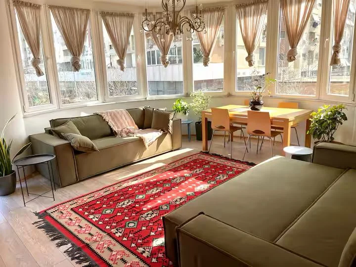 Tirane, shitet apartament 3+1+Ballkon Kati 3, 136 m² 260.000 € (rruga panorama)