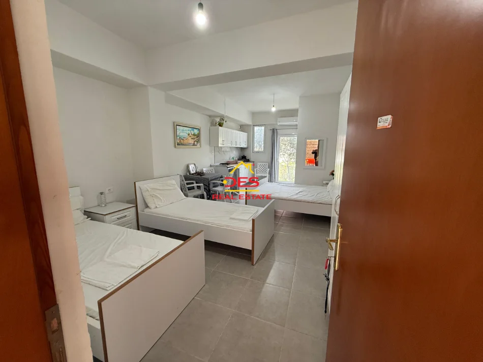 Vlore, jepet me qera garsonier Kati 0, 45 m² 250 € (Rruga Dhimitër Konomi)