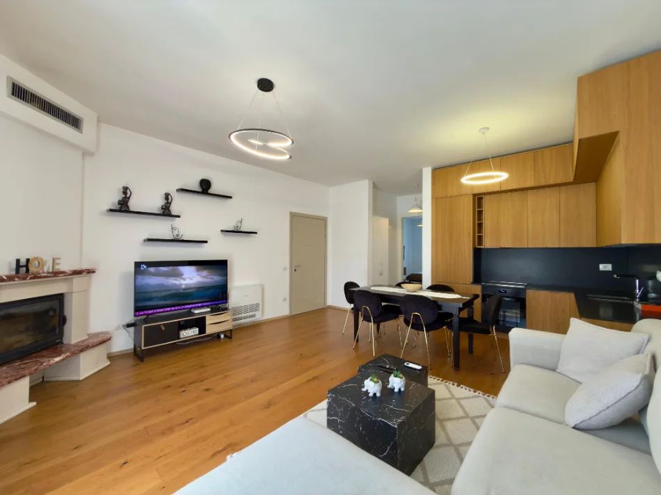 Tirane, jepet me qera apartament 2+1+Ballkon Kati 2, 120 m² 1.200 € (Secret Garden Residence)