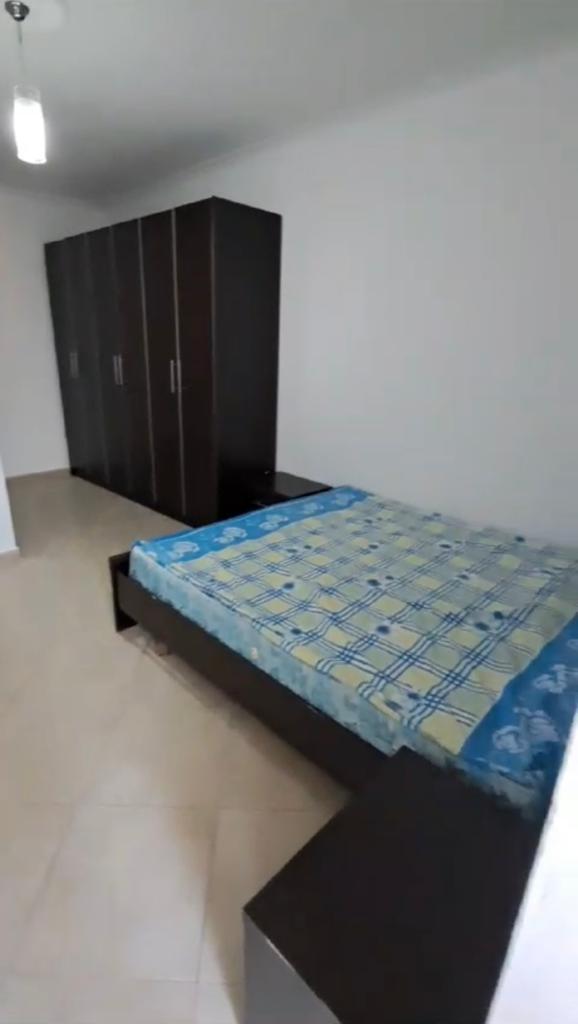 Tirane, jepet me qera apartament 2+1+BLK Kati 7, 120 m² 47.000 Leke (rruga Reshit Petrela)