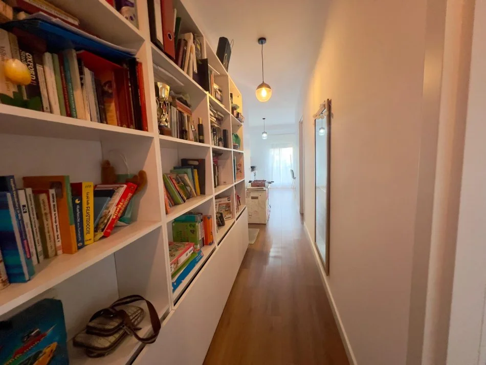 Tirane, jepet me qera apartament 2+1+Ballkon Kati 3, 76 m² 750 € (Jordan Misja)