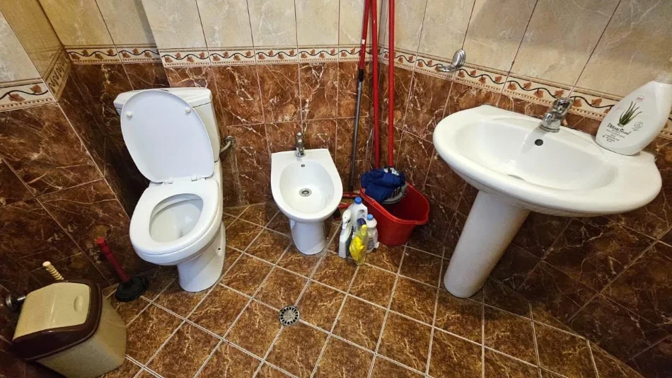 Tirane, jepet me qera apartament 2+1 Kati 5, 90 m² 600 € 