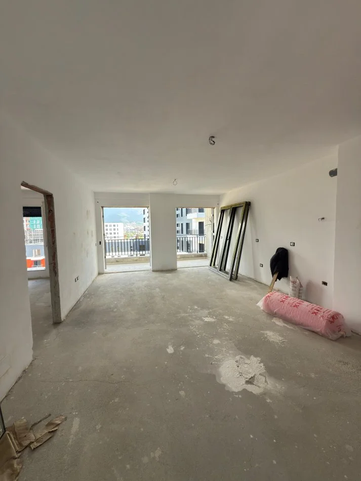 Tirane, shitet apartament 3+1+Ballkon Kati 8, 124 m² 203.400 € (jordan misja)