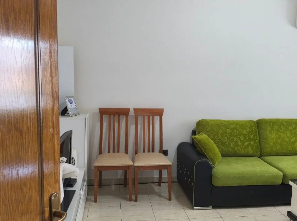 Tirane, jepet me qera apartament 1+1 Kati 4, 60 m² 500 € (Stadiumi Dinamo)