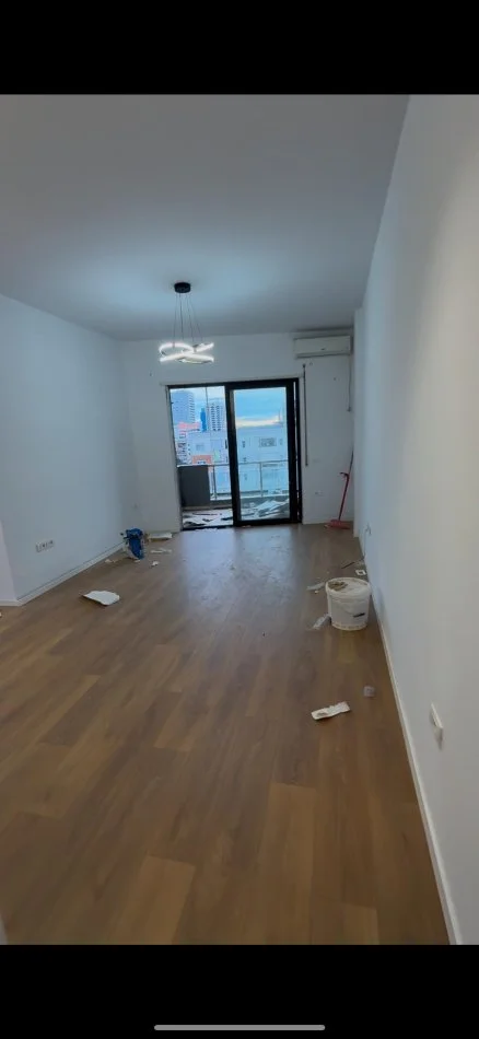 Tirane, shitet apartament 2+1+Ballkon Kati 5, 77 m² 170.000 € (Hoxha Tasim)