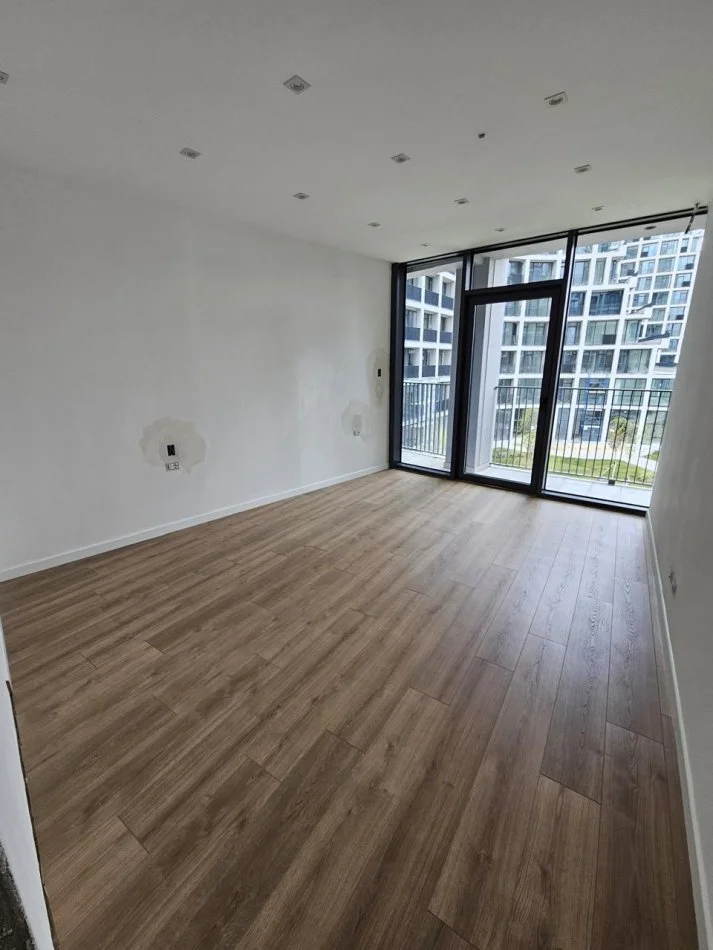 Tirane, jepet me qera apartament 1+1 Kati 3, 1.200 € (Lake View Tirana)