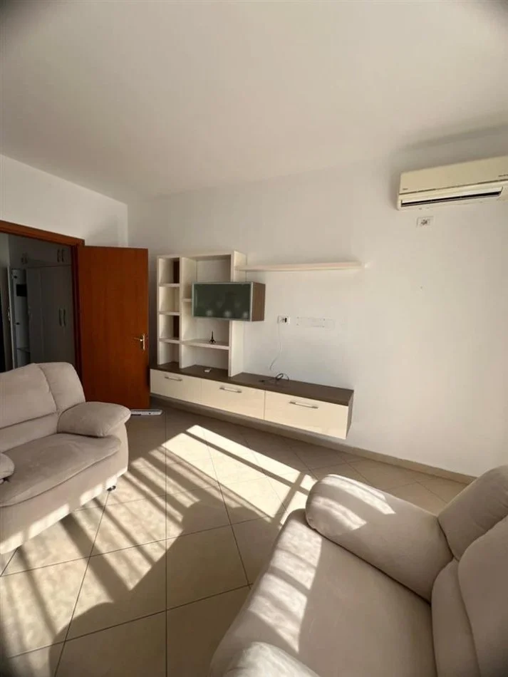 Durres, shitet apartament 2+1+Ballkon Kati 8, 106 m² 130.000 € (Durres)