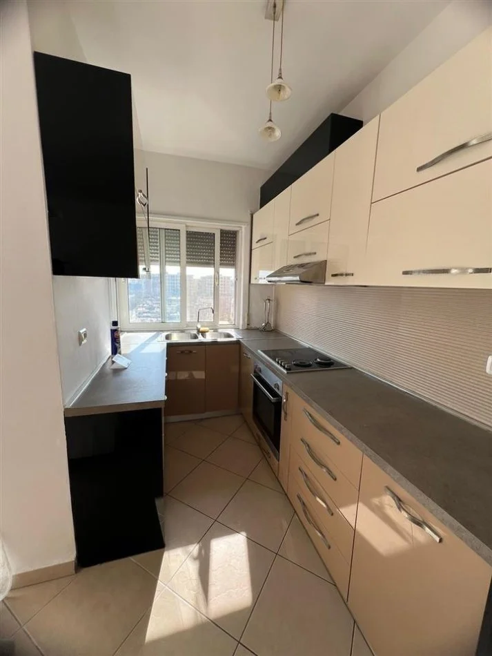 Durres, shitet apartament 2+1+Ballkon Kati 8, 106 m² 130.000 € (Durres)