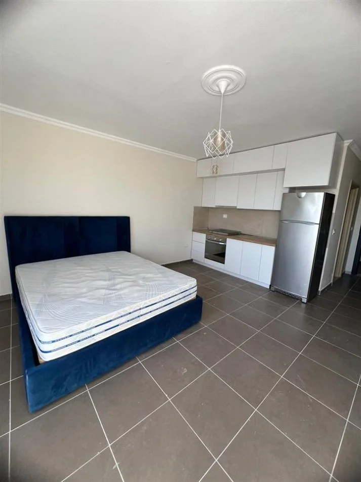 Shqiperi, shitet garsonier 1+1 Kati 8, 37 m² 48.000 € (Shkembi Kavajes)