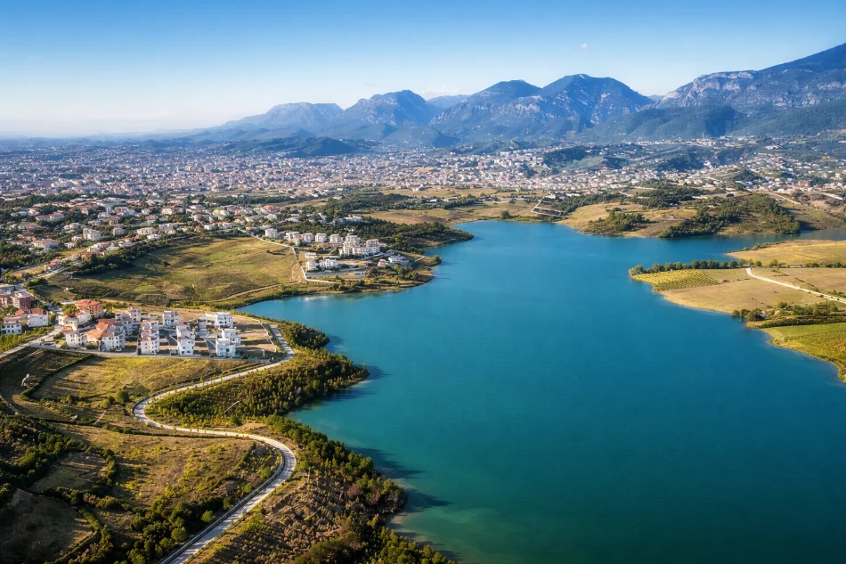 Tirane, shitet Vile 3 Katshe , 500 m² 550.000 € 