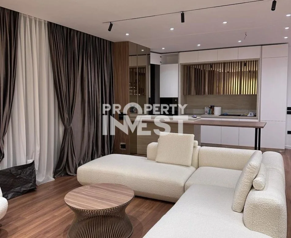 Vlore, shitet 4+1+Aneks+Ballkon Kati 2, 384 m² 1.400.000 € (GREEN COAST PALASE)