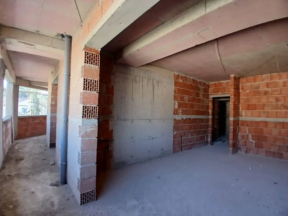 SHITET APARTAMENT 2+1+2,SHKOLLA BASHKUAR