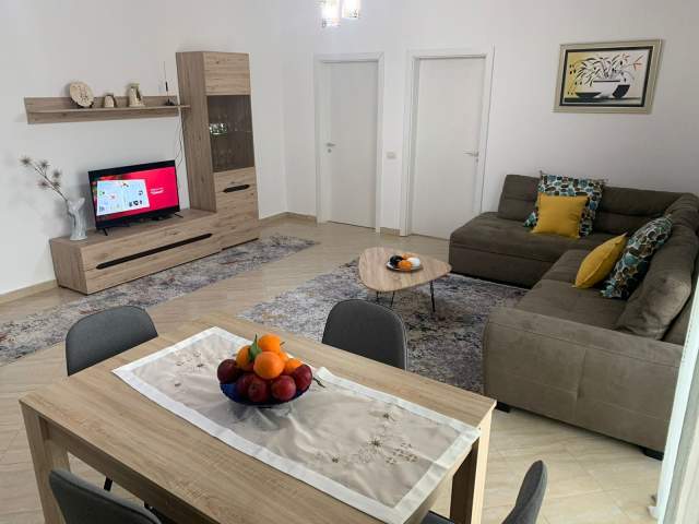 Tirane, jepet me qera apartament 2+1+A+BLK Kati 4, 95 m² 350 Euro
