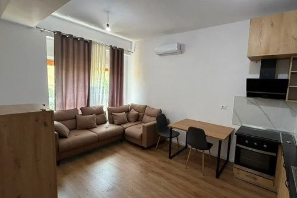 Tirane, jepet me qera apartament 1+1 Kati 4, 50 m² 370 € (KOMPLEKSI KAIMI, TIRANA( 530581012-27))