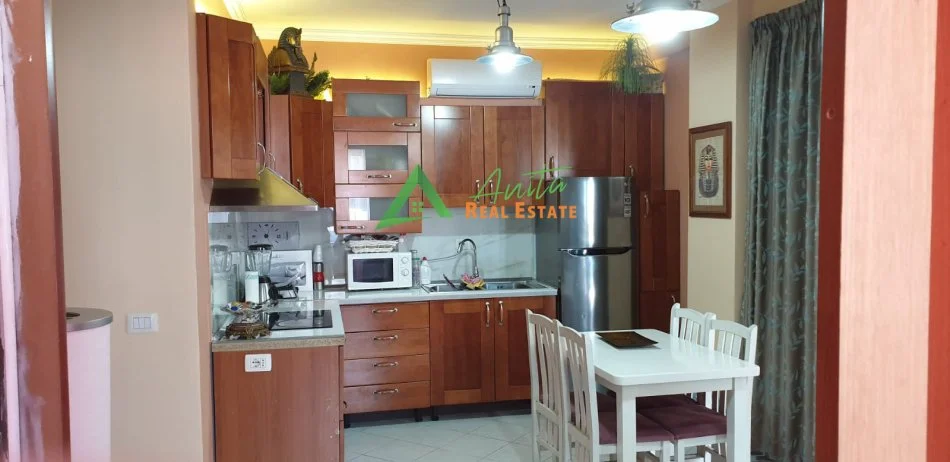 Tirane, jepet me qera apartament 2+1 Kati 7, 85 m²  (Misto Mame)
