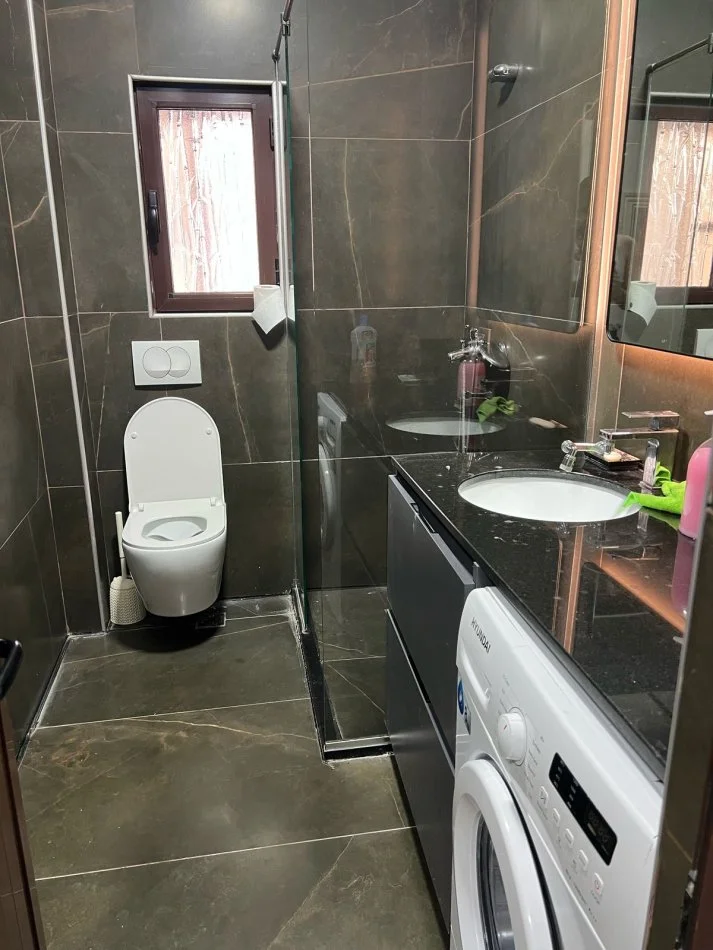 Tirane, jepet me qera apartament Kati 4, 97 m² 500 € 