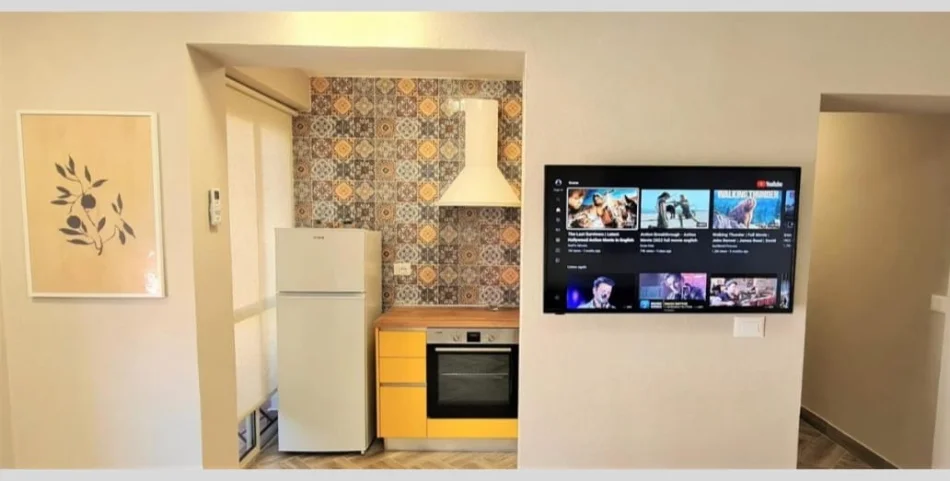 Tirane, shitet apartament 1+1 , 52 m² (21 dhjetori)