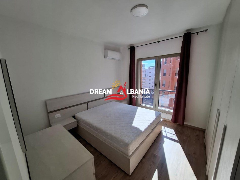 Tirane, jepet me qera apartament 1+1 , 65 m² 600 € 
