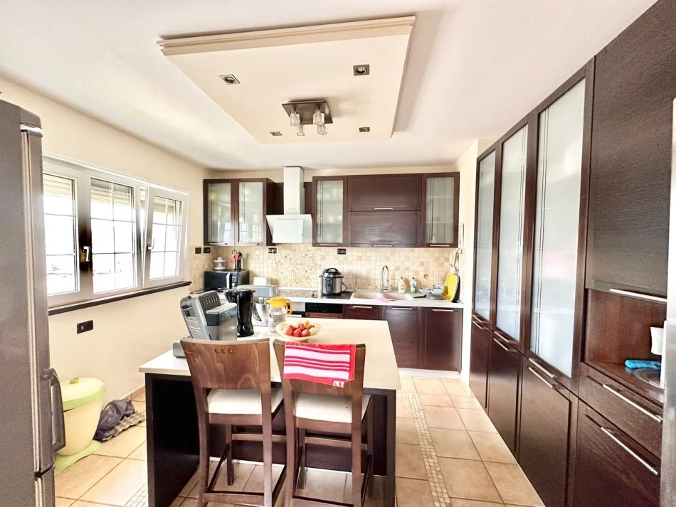 Tirane, shitet apartament+verande | Penthouse , 500 m² 650.000 € 