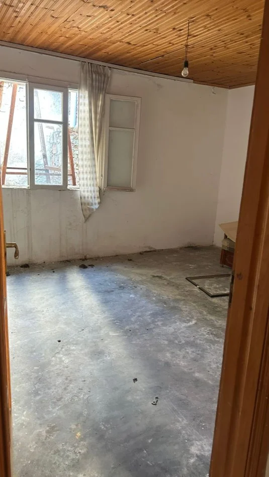 Durres, shitet shtepi 2+1 Kati 0, 100 m² 54.000 € (Ish Rajoni Policise)