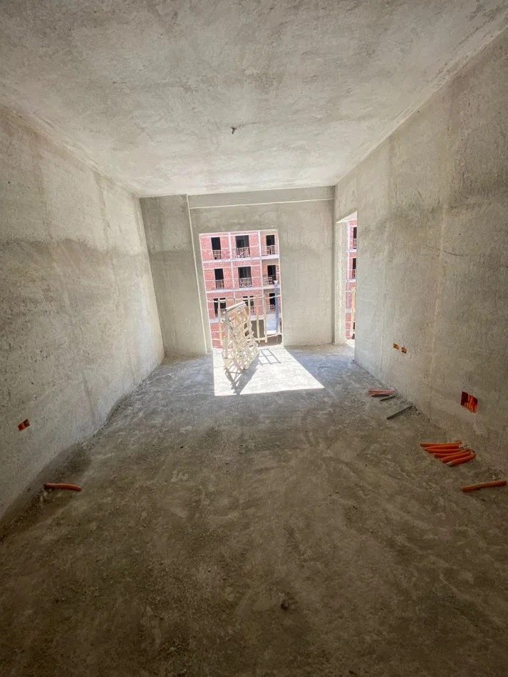 Tirane, shitet apartament 1+1 Kati 2, 59 m² 85.000 € (Kompleksi Tirana Entry)