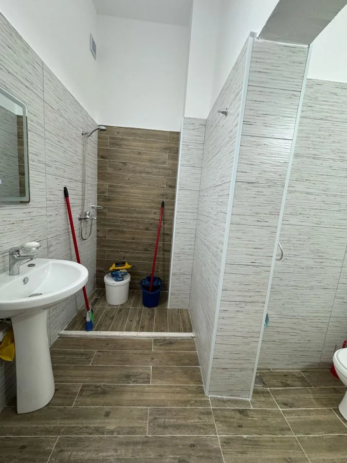 Durres, shitet apartament 2+1 Kati 1, 65 m² 74.000 € (Plazh Durres)